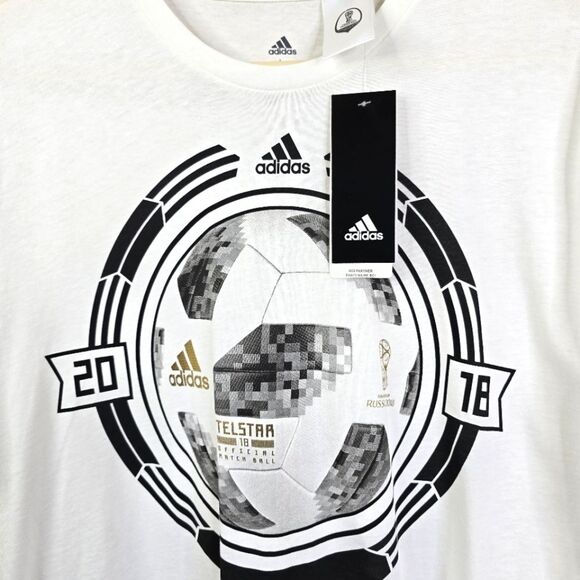 NEW Adidas Mens Short Sleeve 2018 Russia World Cup Telstar Matchball Tee Large - Picture 2 of 8